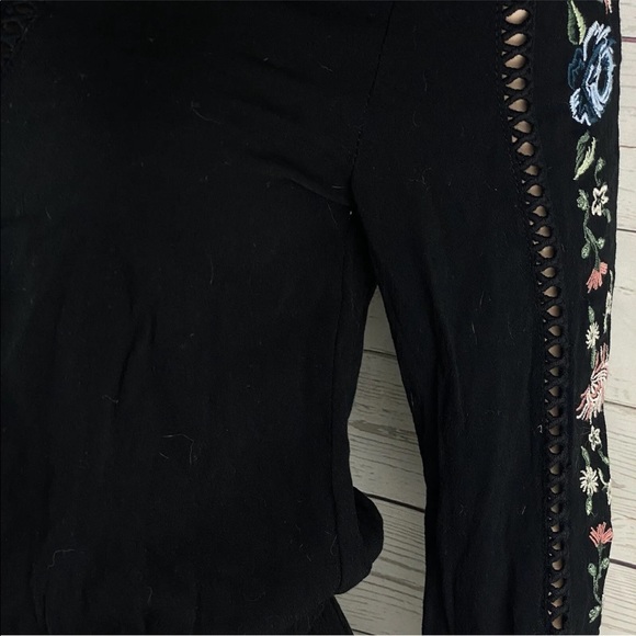 Kendall & Kylie Romper - Picture 6 of 12